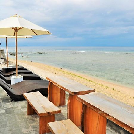 Pradana Beach Inn Luxury Batununggul Esterno foto